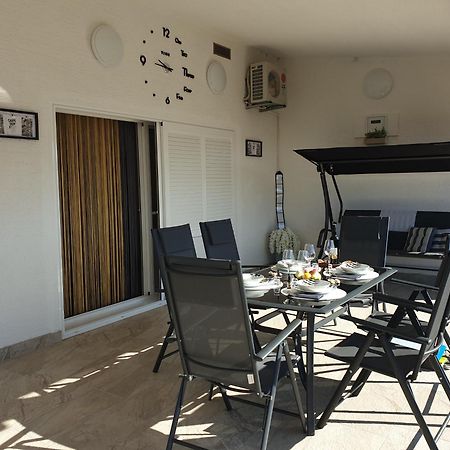 Apartman Anabella โรวานิสกา ภายนอก รูปภาพ