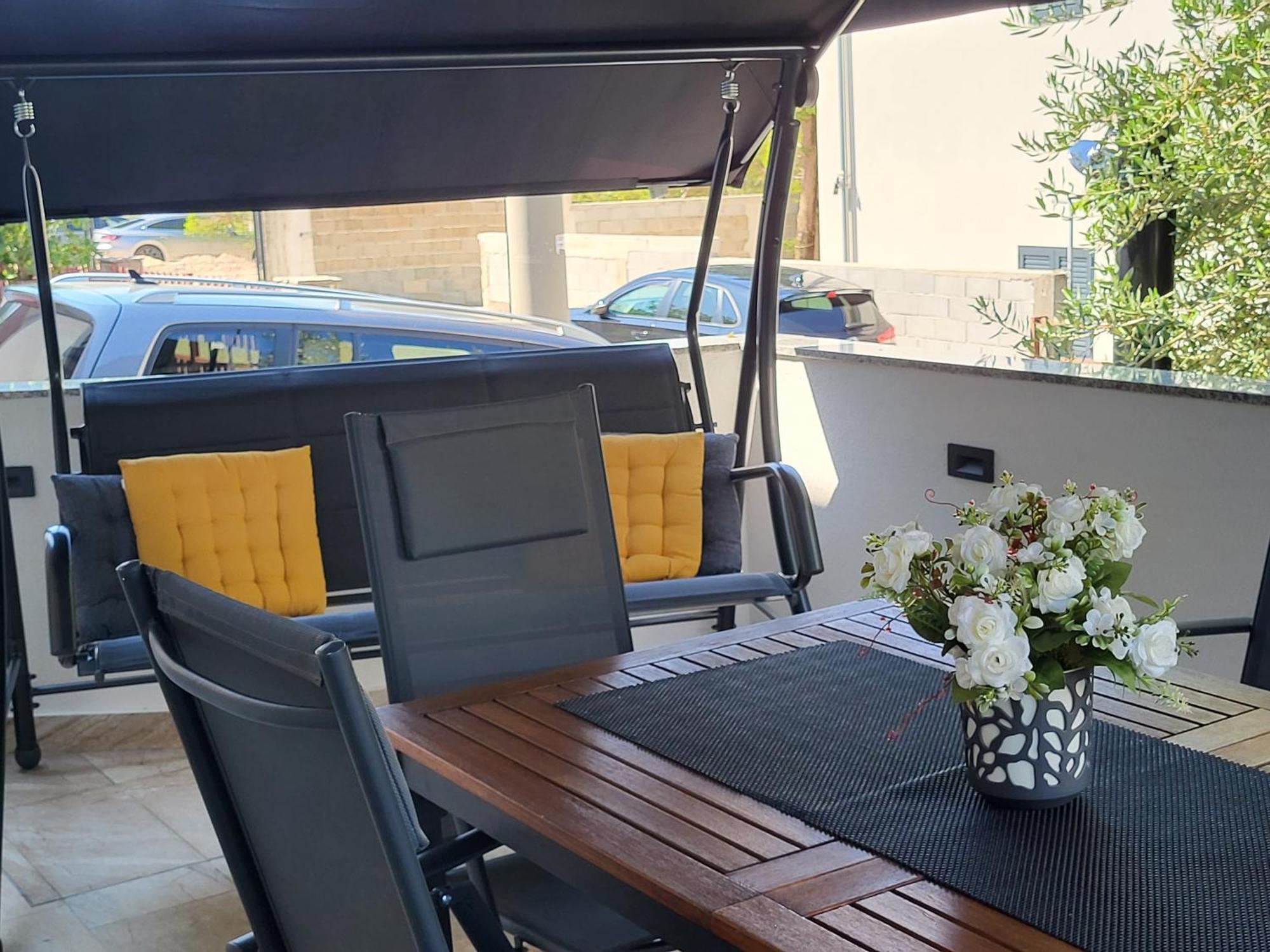 Apartman Anabella โรวานิสกา ภายนอก รูปภาพ